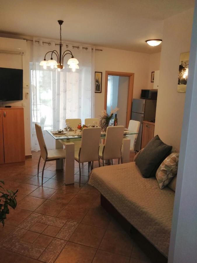 Apartments Villa Nona Umag Extérieur photo