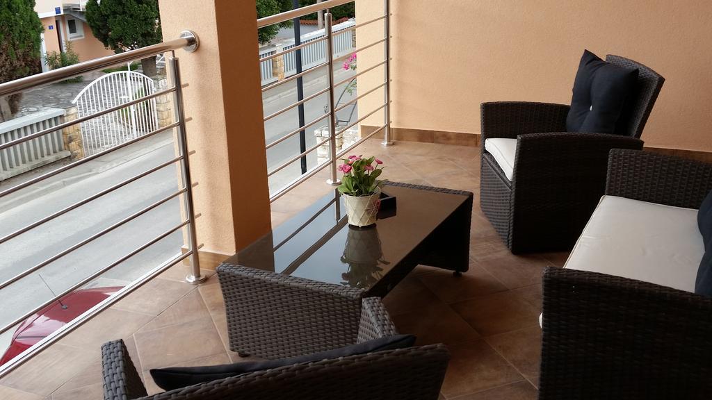 Apartments Villa Nona Umag Extérieur photo