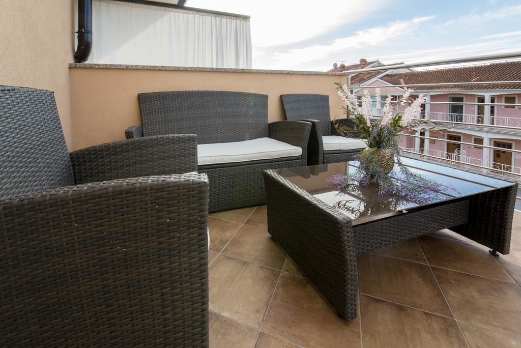 Apartments Villa Nona Umag Extérieur photo