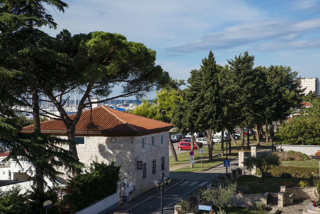 Apartments Villa Nona Umag Extérieur photo