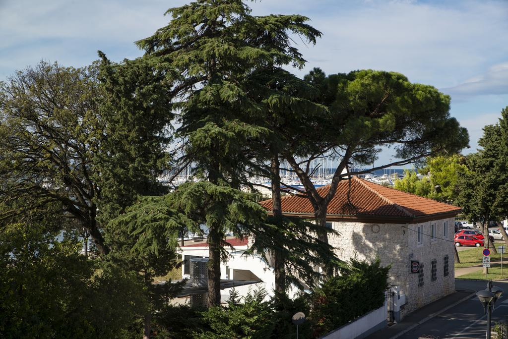 Apartments Villa Nona Umag Extérieur photo
