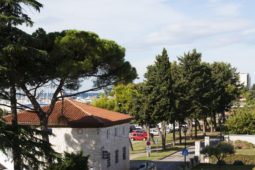 Apartments Villa Nona Umag Extérieur photo