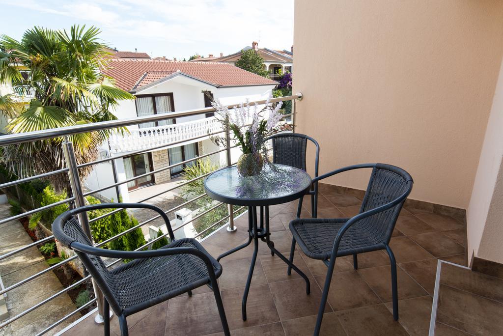 Apartments Villa Nona Umag Extérieur photo